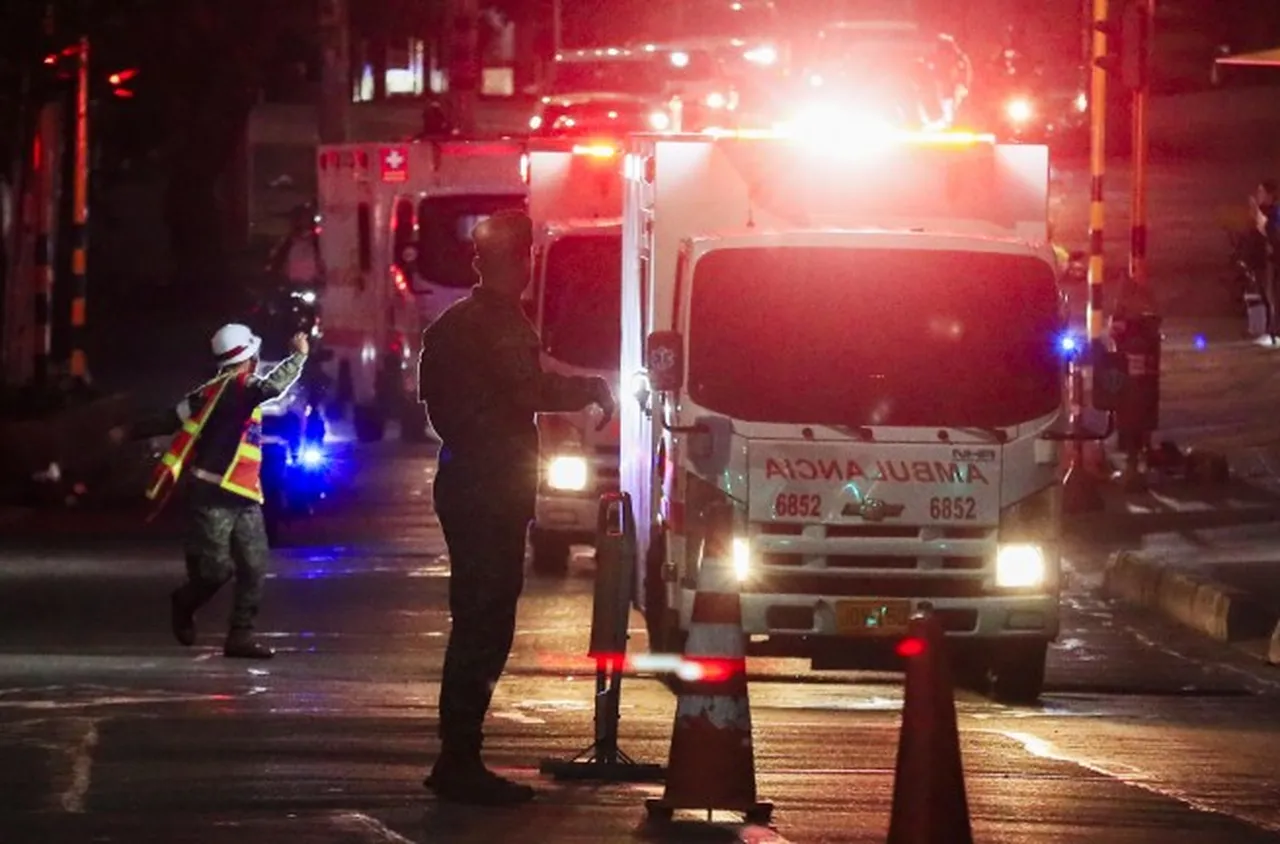 Военен самолет се разби в Колумбия: Най-малко 33 жертви и десетки ранени след трагедията (ОБНОВЕНА)