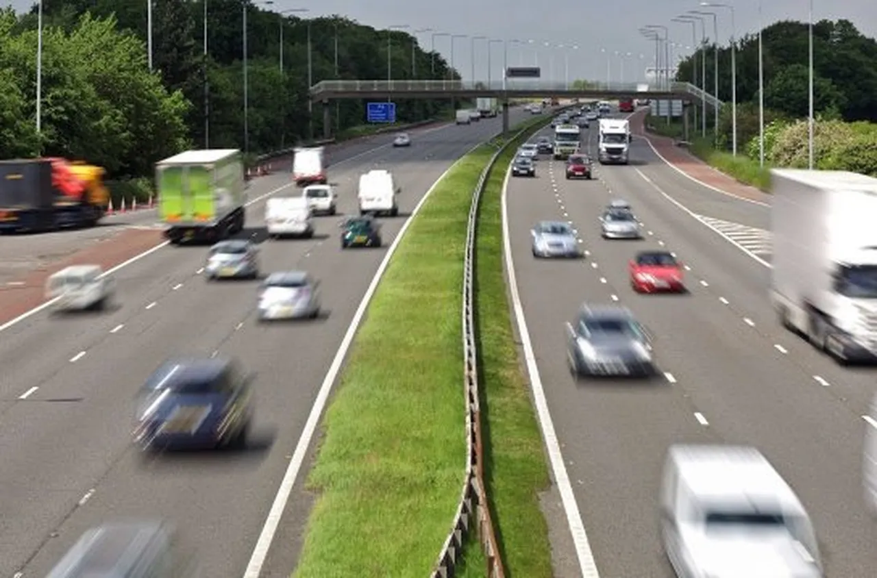  „Възраждане“ пита: Защо дупките поемат отговорност, а чиновниците – не?