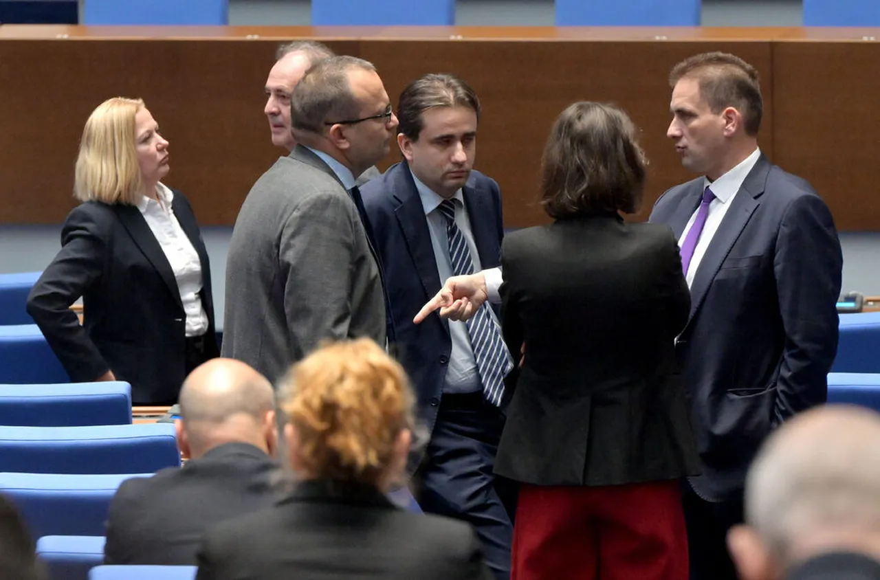 „Демократична България“ настоява за оставката на Наталия Киселова