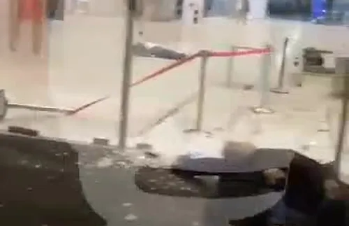 Последни кадри от атентата в Москва. Нови експлозии от Crocus City Hall в Москва ВИДЕО