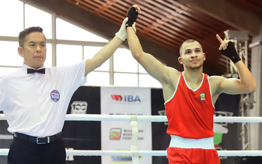 Радослав Росенов излиза днес за втора победа в Банкок