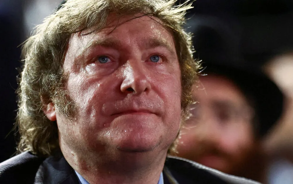 Аржентинският президент Милей замени ръководителя на кабинета