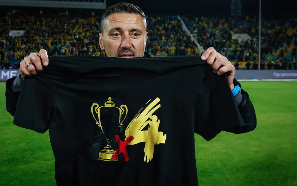 Легенди на Ботев и Локомотив завършиха 2:2 в благотворителен мач