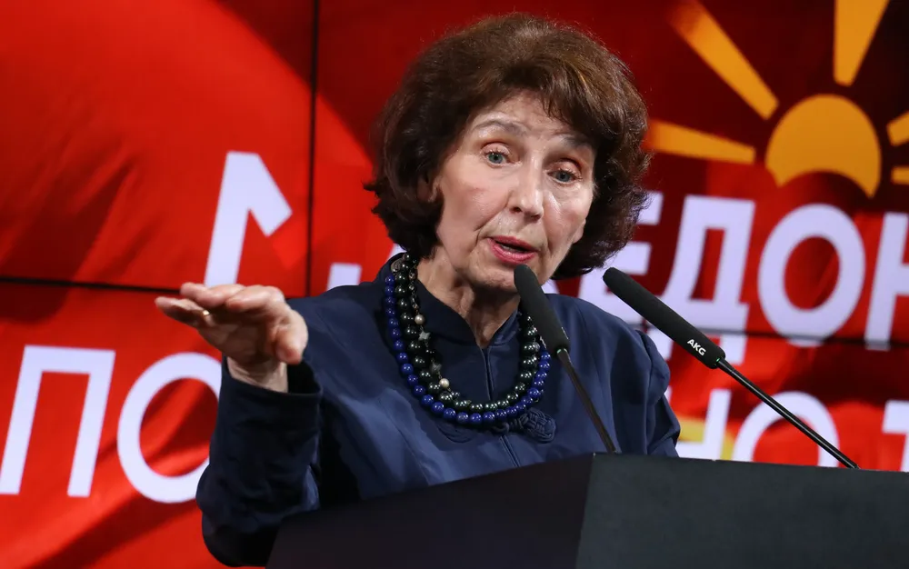 Силяновска ще връчи мандата за съставяне на правителство през следващата седмица