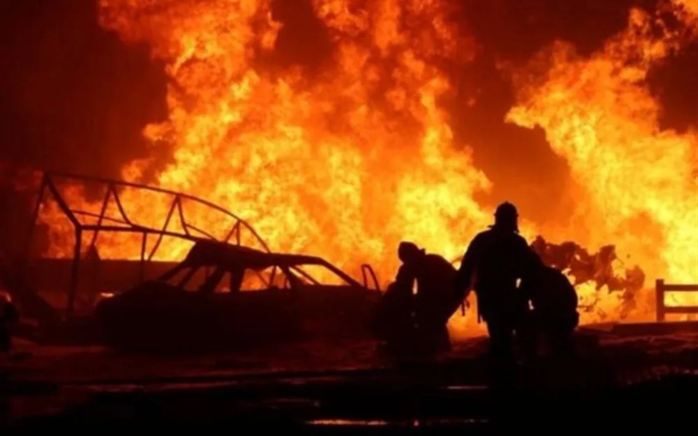 Пожар избухна в руското пристанище Кавказ след удар с дрон