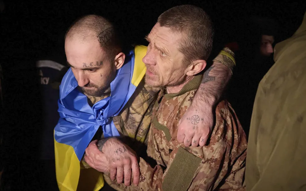 Русия определи съпруги на мобилизирани войници като чуждестранни агенти