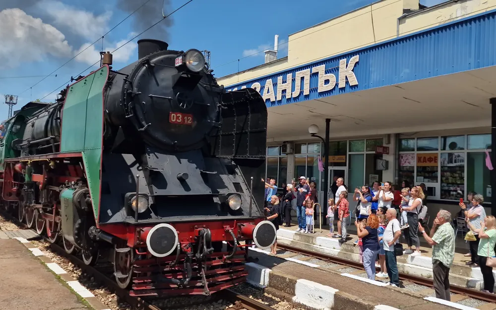 Влак с парен локомотив и царски вагони ще пътува до Банкя на 1 юни
