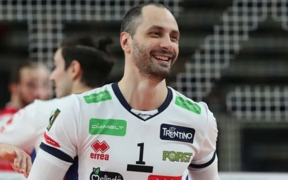 Матей Казийски откри летния сезон в Бургас с плажен волейбол - СНИМКИ - ВИДЕО