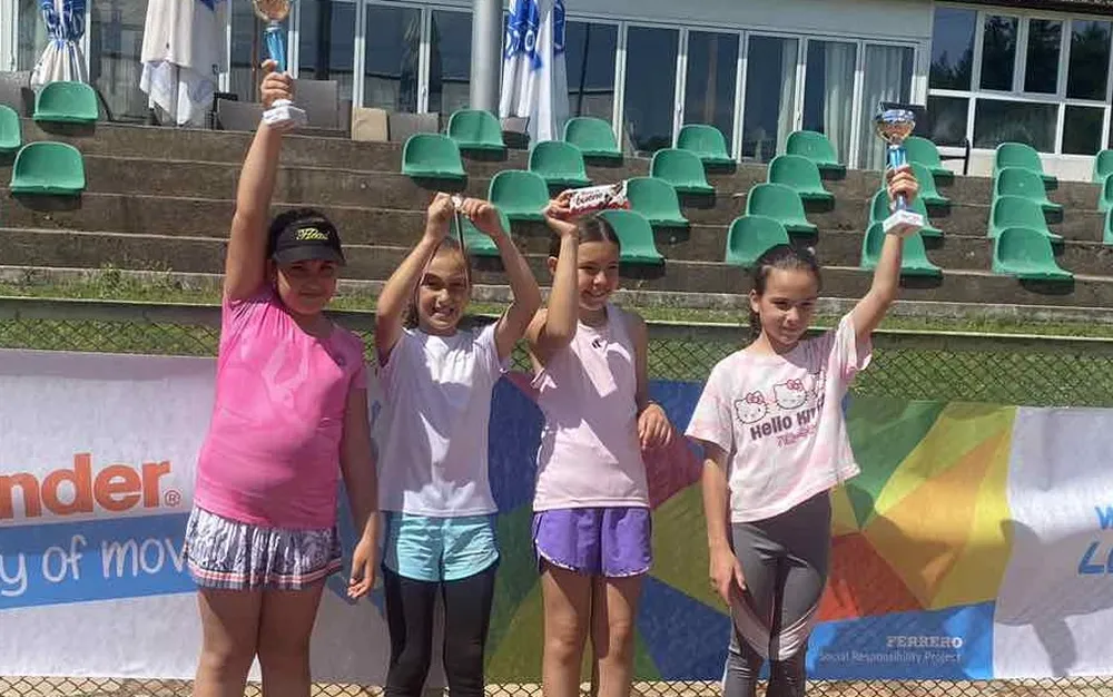 Максим Малев и Дария Стефанова - шампиони на Регионално до 10 г. в Хасково