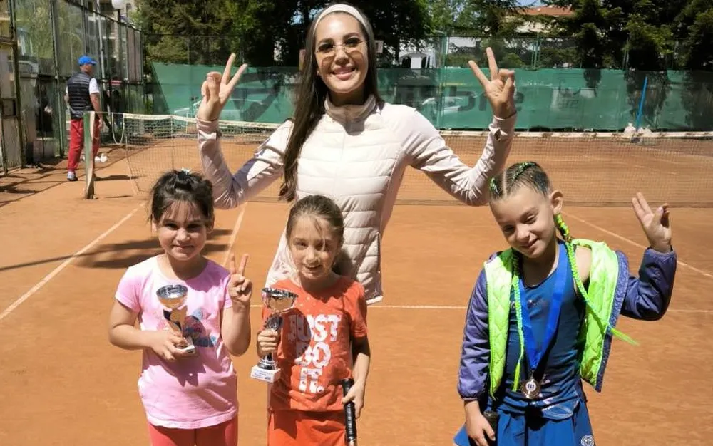 Никола Димитров и София Русева са първи на Регионално до 8 г. във Варна