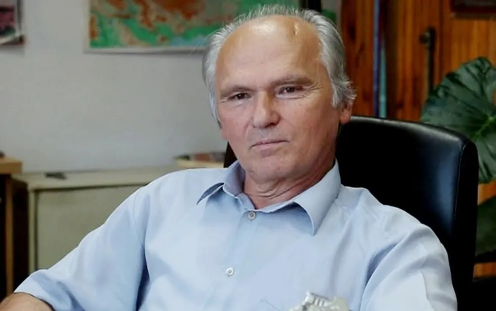 Лидерът на българското национално малцинство в Сърбия Иван Николов получава орден „Стара планина“