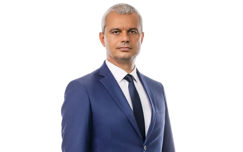 Костадин Костадинов: Урсулът си е такъв, Манфред и то не пада по-долу