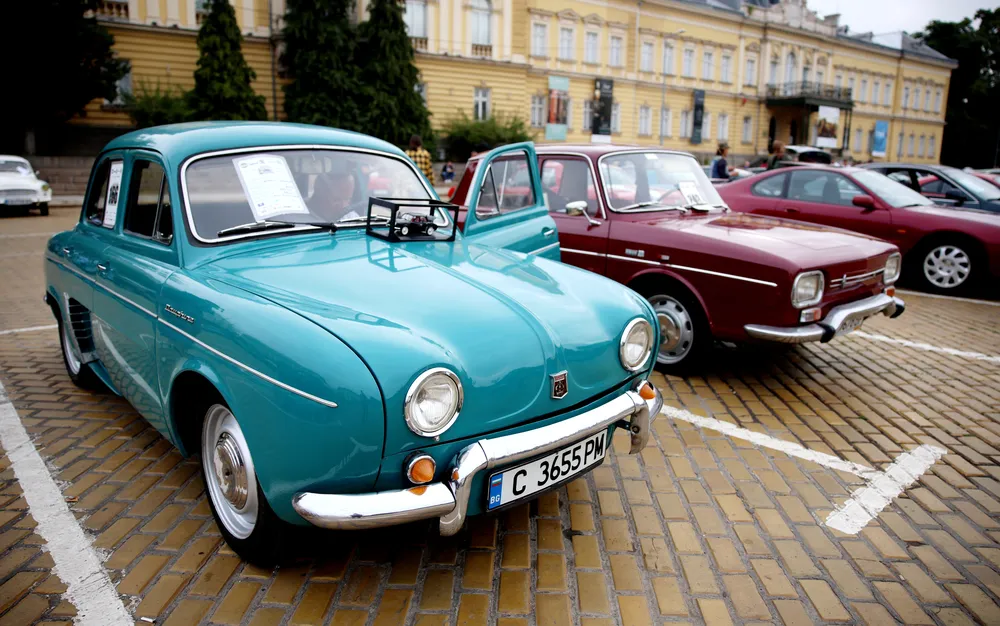 Над 200 автомобила от 4 държави ще участват на ретро парад в Русе