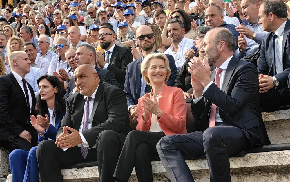 Урсула фон дер Лайен - първата жена начело на ЕК