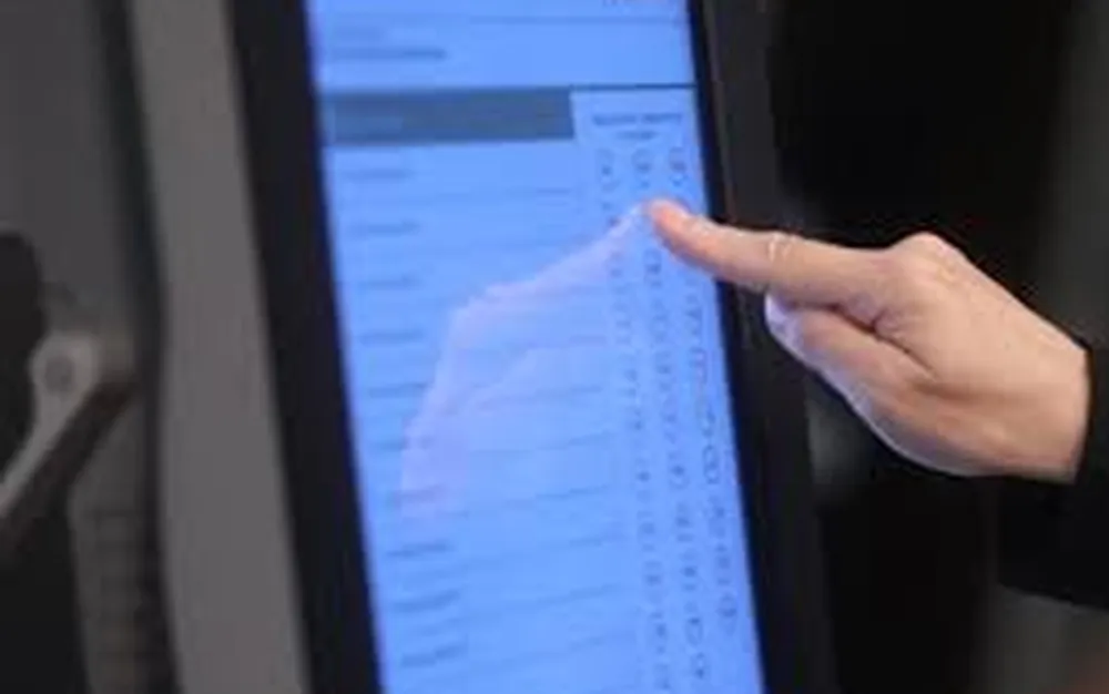 Без сериозни проблеми започна изборният ден в Русенско, една машина блокира - подробности