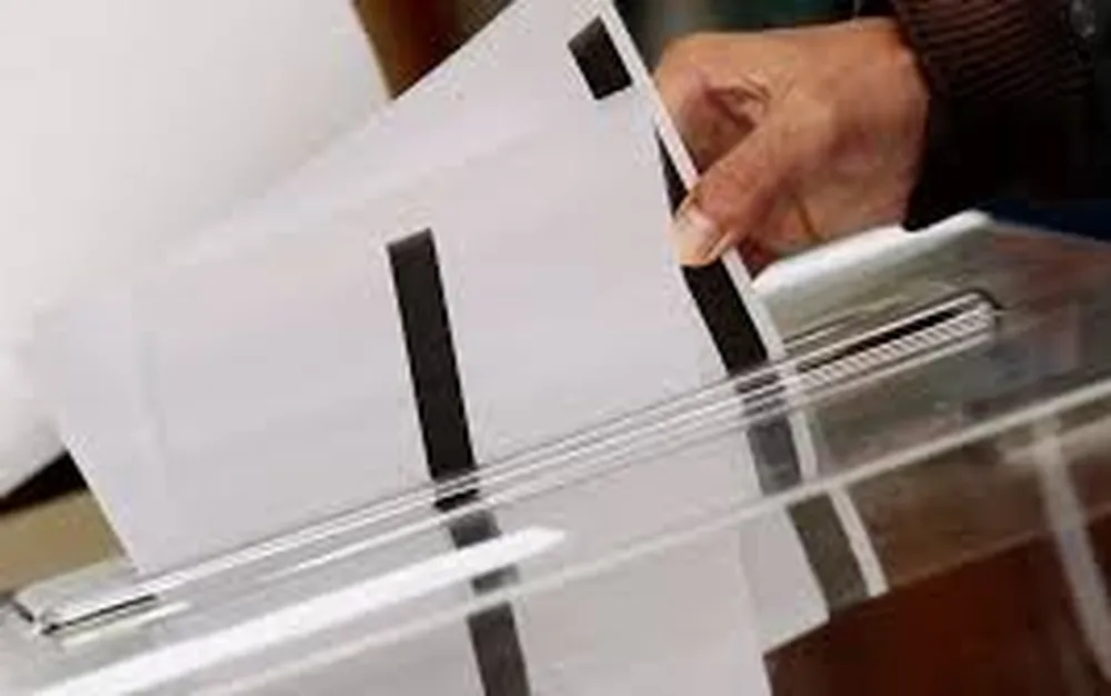 Нормално започна изборният ден в страната - ОБОБЩЕНИЕ - СНИМКИ ВИДЕО