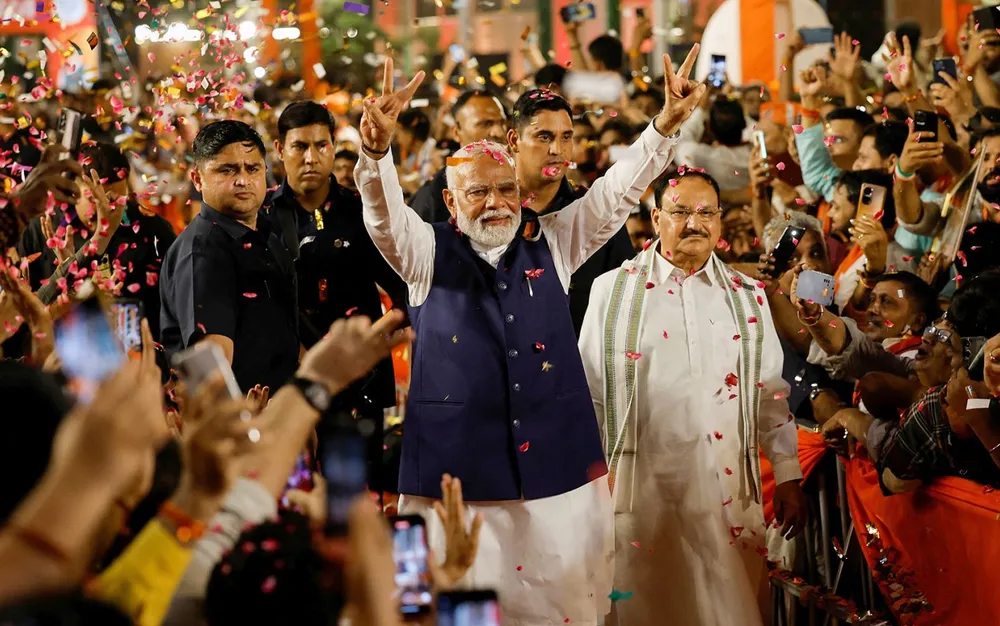 Моди се закле като премиер на Индия за трети път - СНИМКИ