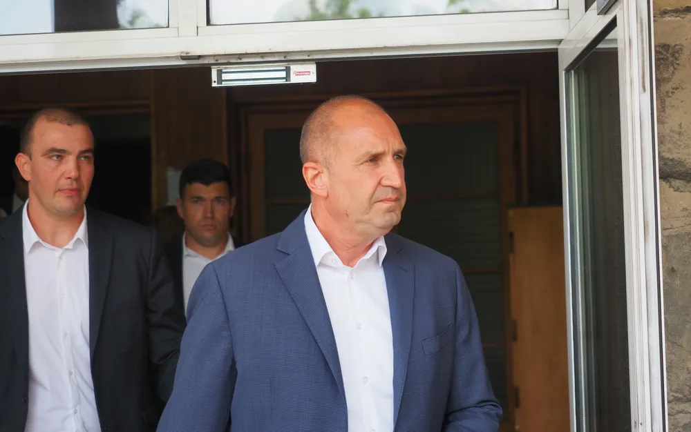 Радев връчва държавни отличия за принос към икономическото развитие на България