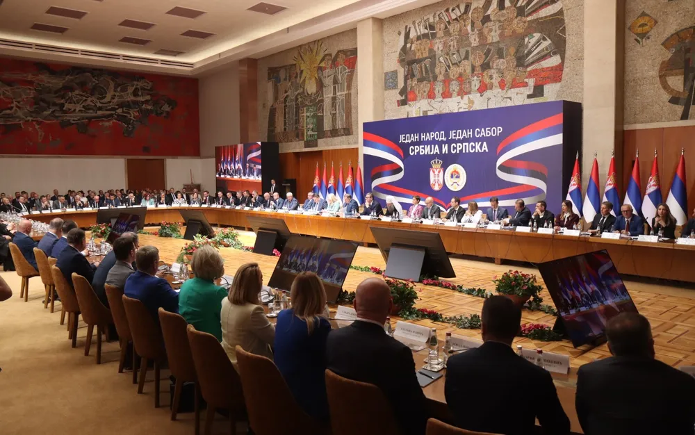 Босненски партии: Вучич възражда великосръбския хегемонизъм на Милошевич