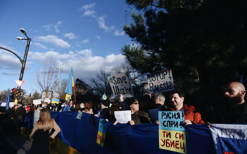 Кремъл „внимателно наблюдава" възхода на крайната десница в Европа
