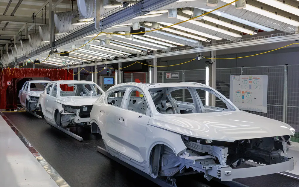 Volvo мести производството на електромобили от Китай в Белгия