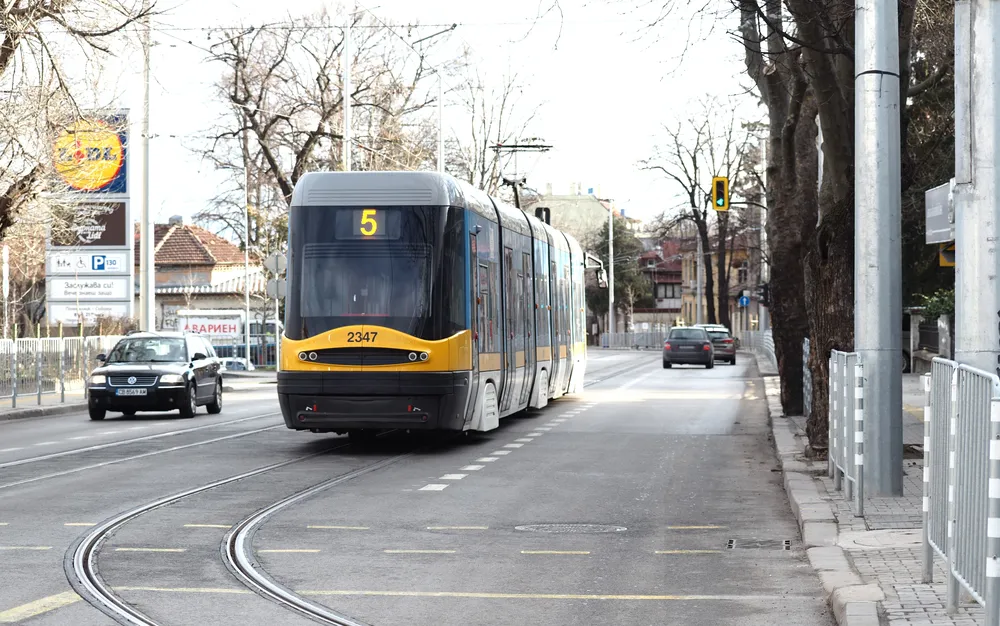 Маршрутът на трамвайни линии №№ 4 и 5 временно се скъсява