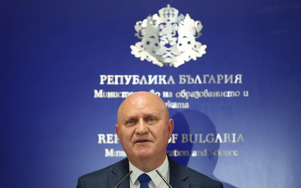 Цоков: Инвестират се 900 000 лева за изнесена база за обучение към STEM център за Югозападна България