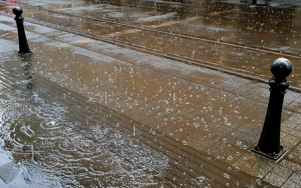 19 области с гръмотевични бури, температурите до 27 градуса в петък, 14 юни