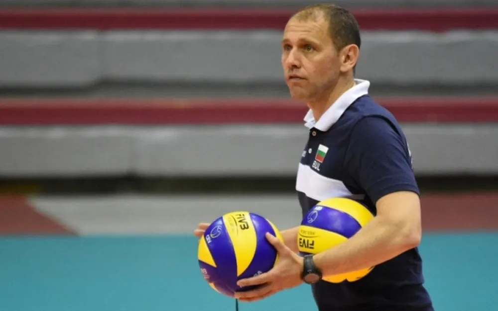 Волейболните национали под 20 години започнаха подготовка за Балканиадата и Европейското