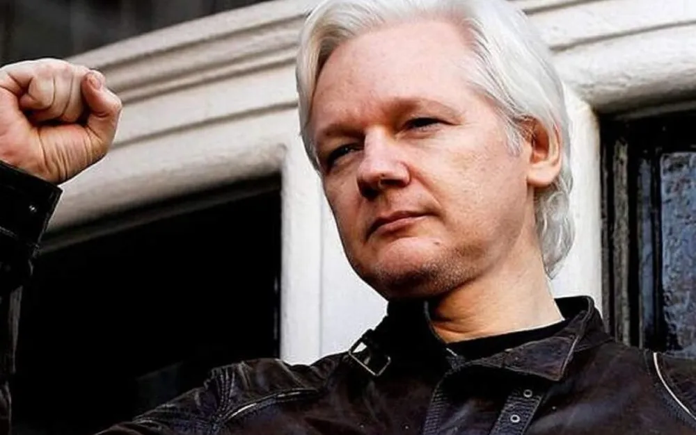 Албанезе: Делото "Асанж" се проточи твърде дълго