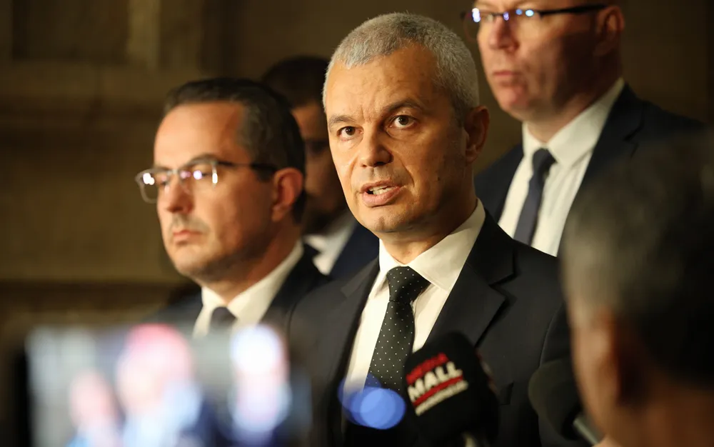 Костадинов: Ще предложим широк кабинет с третия мандат - подробности- СНИМКИ-ВИДЕО