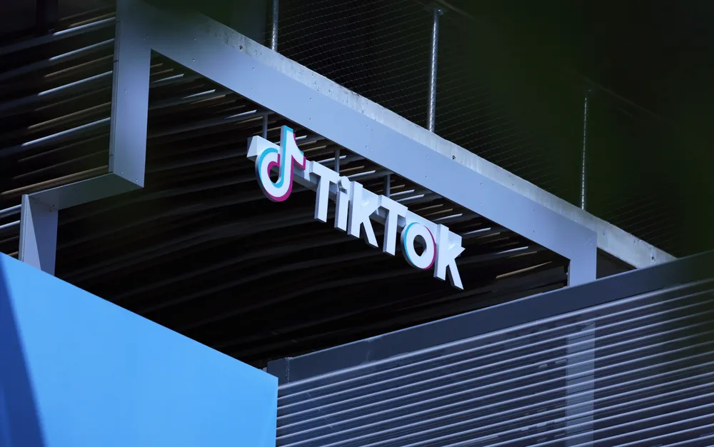 Косово забранява използването на TikTok от държавните институции