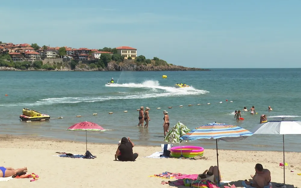 „Частни плажове" под лупа: 170 проверки и 6 нарушения за този сезон - СНИМКИ - ВИДЕО