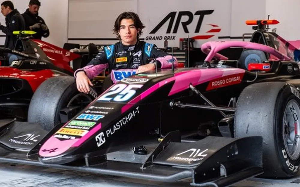 Никола Цолов постигна втора победа във Формула 3