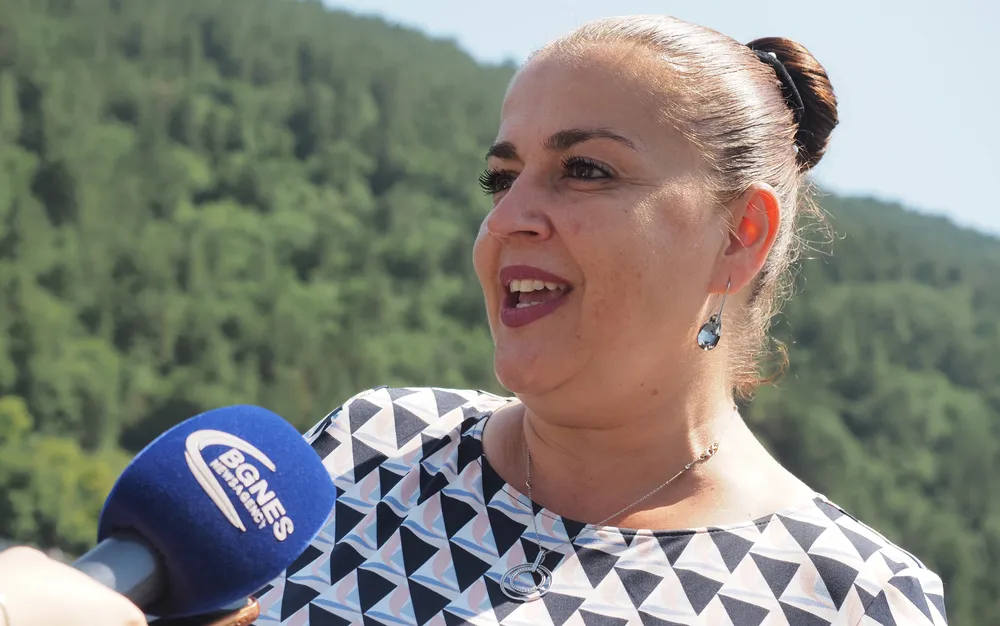 Евгения Алексиева: Фестивалът на драконовите лодки да се превърне в ежегодна традиция в "Панчарево" - СНИМКИ - ВИДЕО