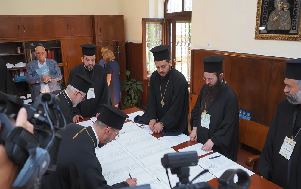 Единадесет поместни православни църкви изпращат свои представители за интронизацията в София