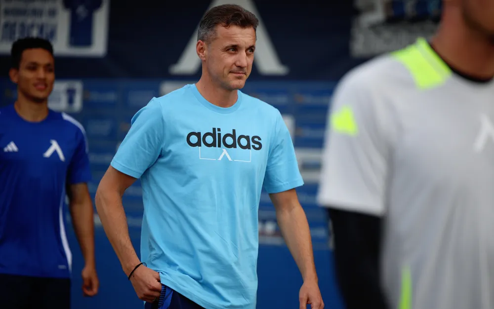 Генчев определи състава за контролата със Септември