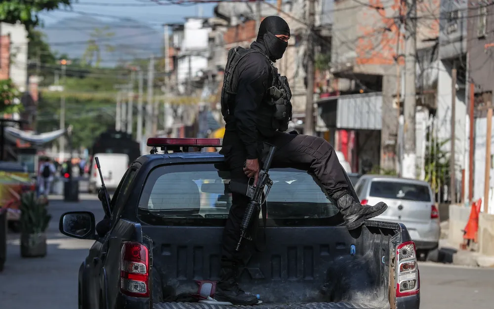 19 души загинаха при сблъсък на наркобанди в Мексико - подробности