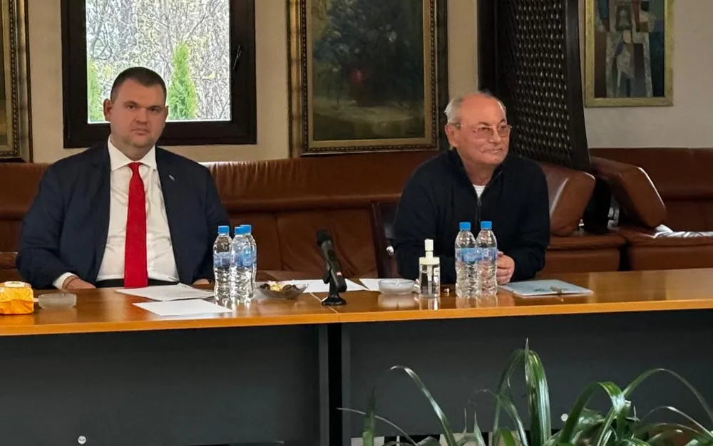 Аталай: Има разрив между Доган и Пеевски