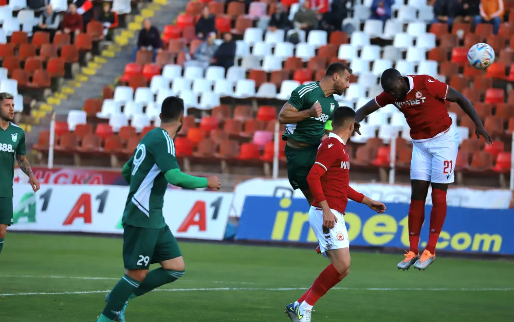 Станислав Костов и Николай Бодуров подписаха нови договори с Пирин