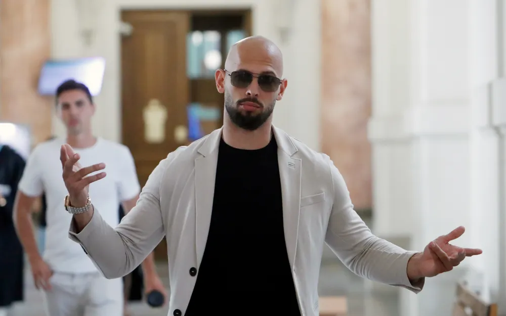 Разрешиха на Андрю Тейт да пътува в ЕС