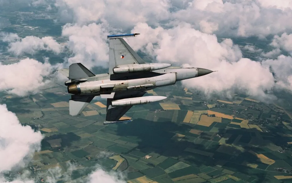 Нидерландия ще достави F-16 на Украйна незабавно