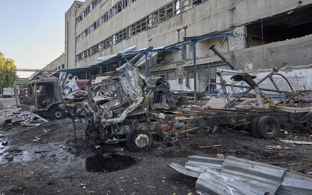 Мина уби петима души в Харков