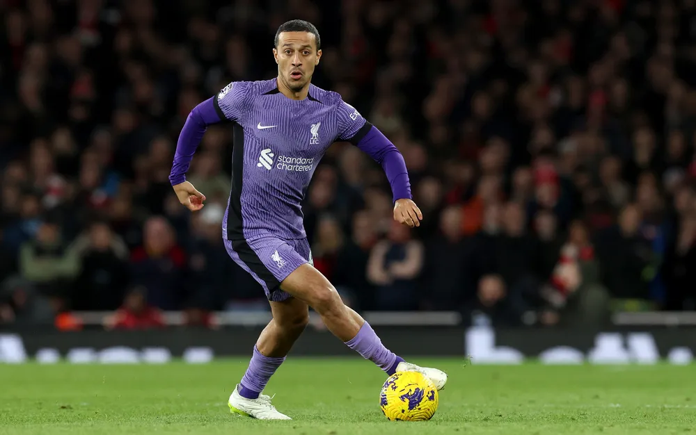 Тиаго Алкантара официално прекрати кариерата си