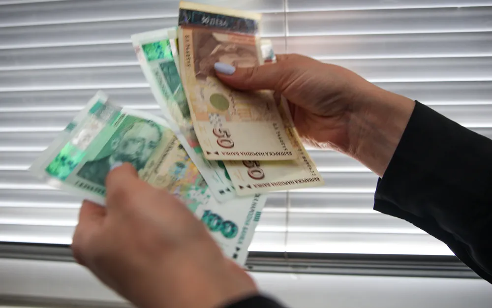 Средният осигурителен доход за май е 1669,53 лева