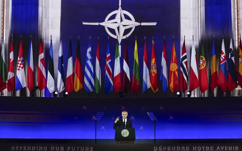 Лидерите на НАТО се стремят да подкрепят Украйна, докато опасенията се увеличават