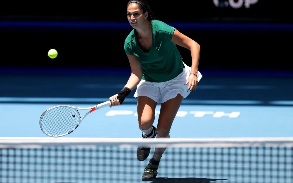 Топалова и Шиникова стартираха с победи на сингъл на турнир в Нидерландия