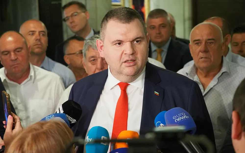 Пеевски стартира нов сайт на ДПС - СНИМКИ