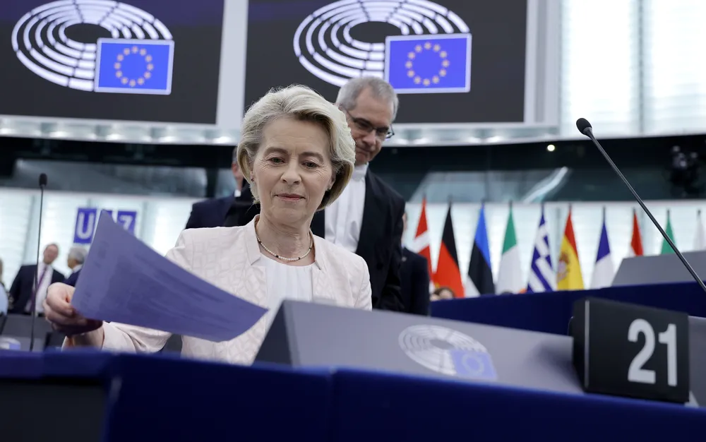 Фон дер Лайен призова за силна Европа в период на дълбоко безпокойство - СНИМКИ