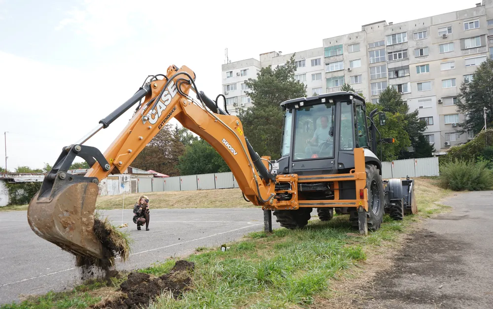 Строителният сектор в България със солиден ръст, в Европа спада четвърти месец поред